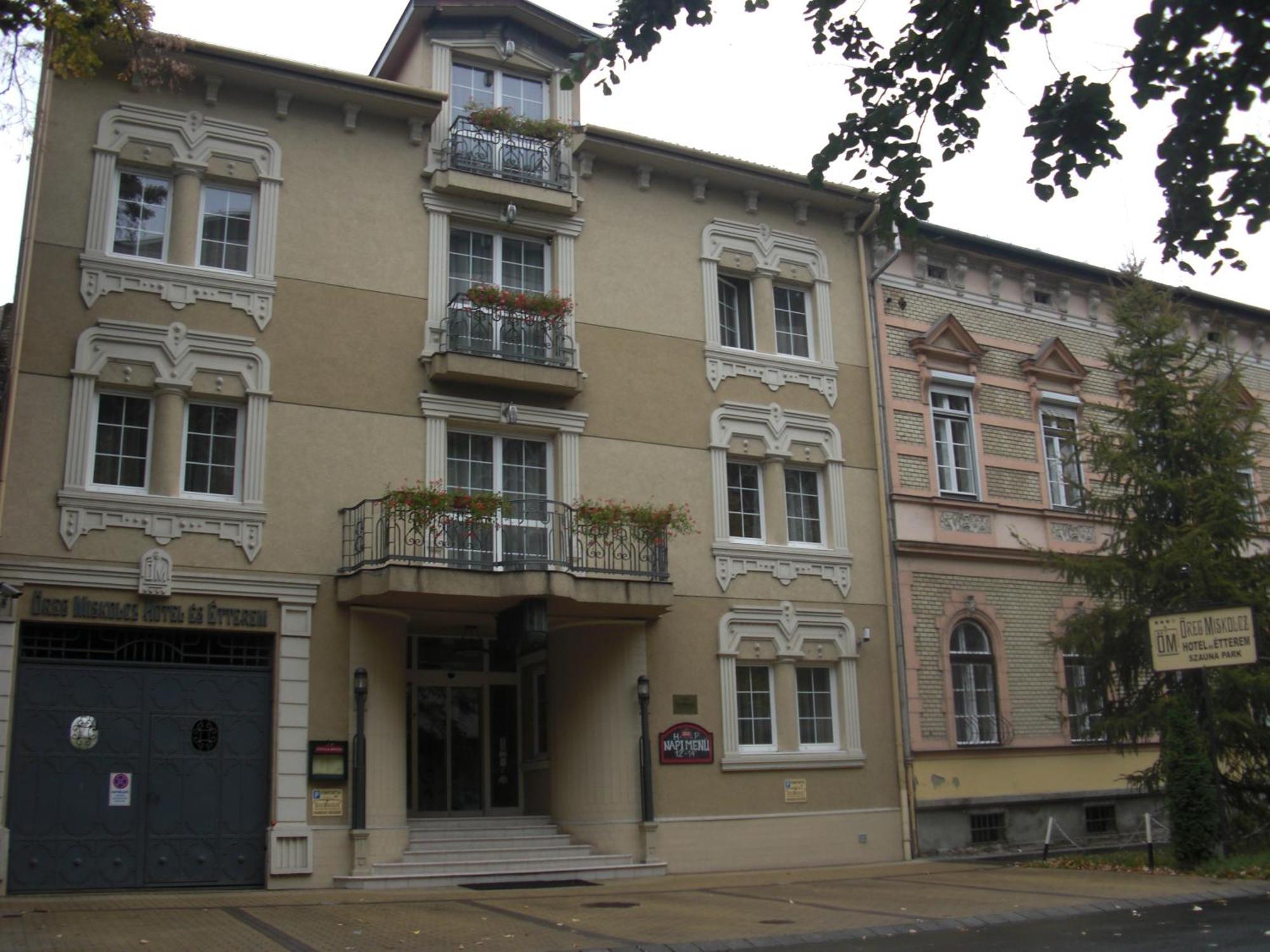 Oereg Miskolcz Hotel Εξωτερικό φωτογραφία