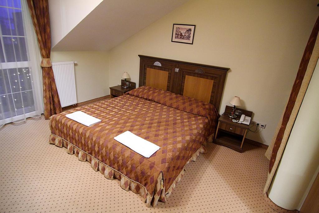 Oereg Miskolcz Hotel Εξωτερικό φωτογραφία
